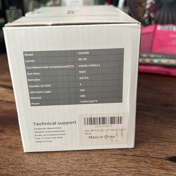 Cabinet or Closet Lights - Picture 4 of 4